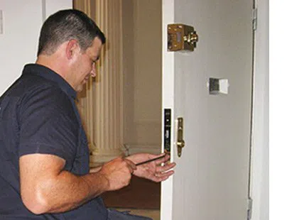Security Locksmith Services San Diego, CA 619-824-3414 - 11-Lock-And-Locksmith