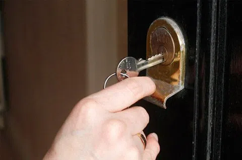 Security Locksmith Services San Diego, CA 619-824-3414 - 7-Door-Unlock